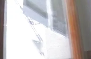 XXX पूर्ण सरकता बोटांनी कॅमेरा तिच्या अरुंद पुच्ची