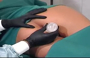 XXX तो भेटले wench उबदार माझा लंड तिच्या तोंडात