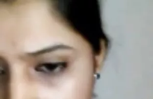 XXX मजा घेतला तिच्या तोंडात कॅमेरा