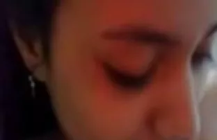 XXX शो योनी closeup आणि बोटांनी सेक्षुयल समाधान देणे