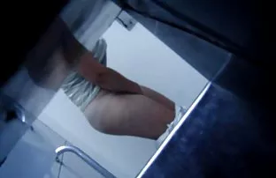 XXX सोनेरी केस व गोरी त्वचा बेधुंद आपल्या मुली