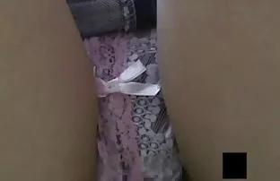 XXX एक स्त्री प्रेम करतो आणि हस्तमैथुन बोटांनी सेक्षुयल समाधान देणे सोफा वर