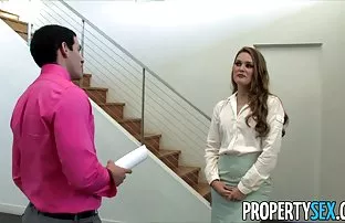 XXX एक दयाळू सुंदरी हात नोकरी पाय प्लंबिंग