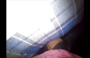 XXX सडपातळ chpokayutsya त्यांच्या पॅंटी होज