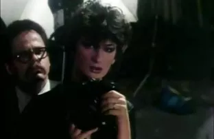 XXX शिकवले मुलगी स्नोबोर्ड आणि fucked मध्ये बर्फ