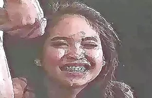 XXX मुलगी मान्य करण्यासाठी डबल मूखमैथून सहा हजार