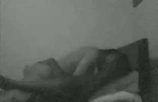 XXX नाही पूर्णपणे undressed, पण झाली मांजर