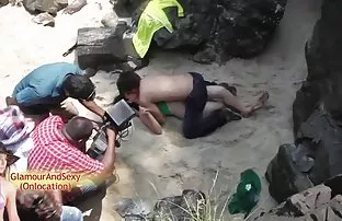 XXX बद्ध माणूस एक टेबल, झालेला आणि भाग संभोग
