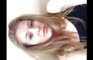XXX जाड चष्मा मांजर licked आणि fucked तिच्या शेजारी
