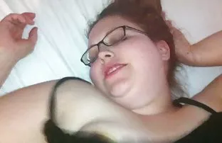 XXX मैत्रीण drugged तरुण माणूस आहे आणि त्याला लिंग आहे
