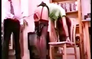 XXX रशियन मैत्रिणींना नाहीत लाजाळू रस्त्यावर लिफ्ट अप हातांना