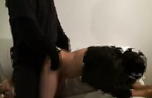 XXX जिज्ञासू सुंदर जीभ penetrates दरम्यान बोटे Lena